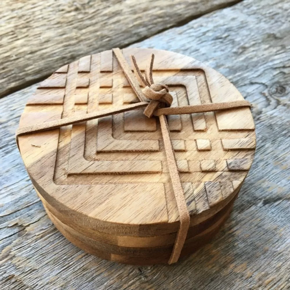 Hot Facet Acacia Coasters (Set Of 4) Coasters & Trays