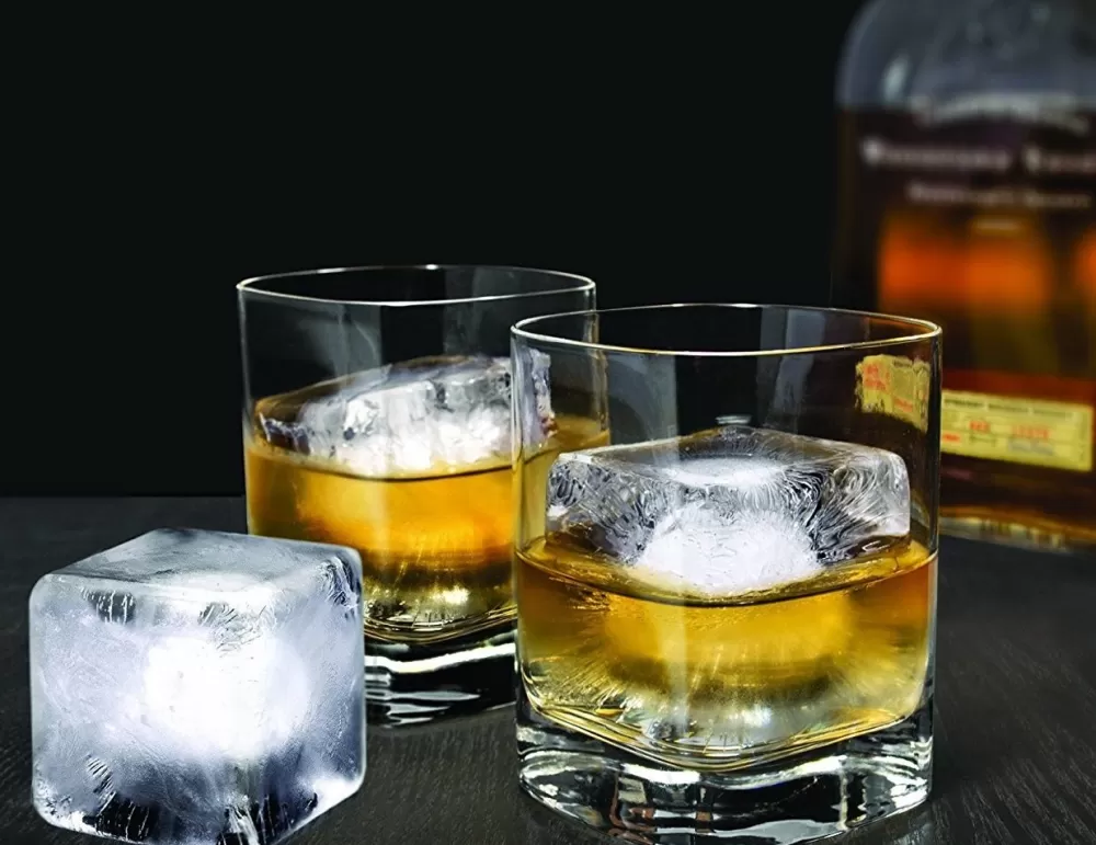 king_cube_ice_tray_3.webp Outlet King Cube Ice Tray Ice Molds + Tools