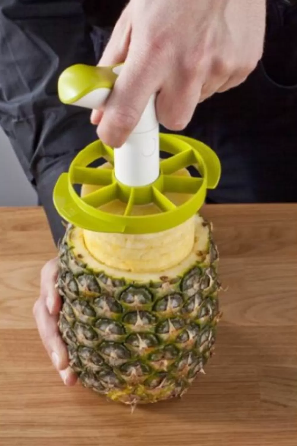 pineapple_slicer__wedger_3.webp Clearance Pineapple Slicer & Wedger Tiki